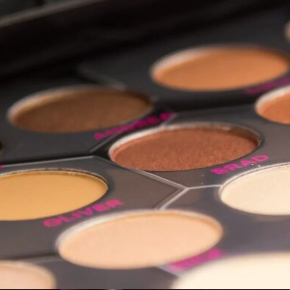 BeeBeauty London Barbarella Eyeshadow Pal…